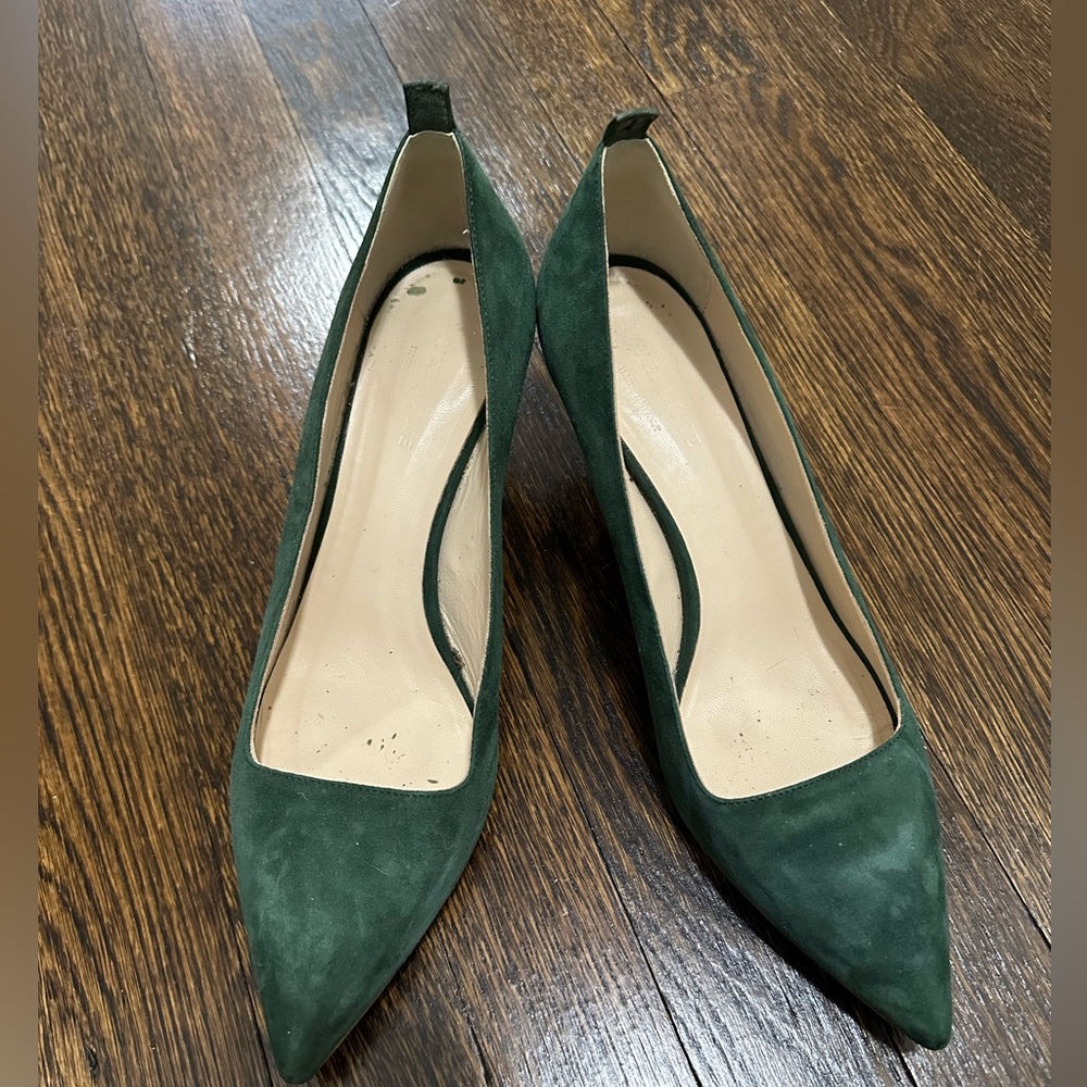 Everlane green suede kitten heels